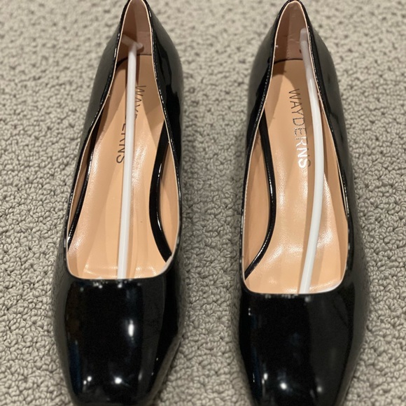 NIB ladies US 11.5 Wayderns black heels - Picture 3 of 8